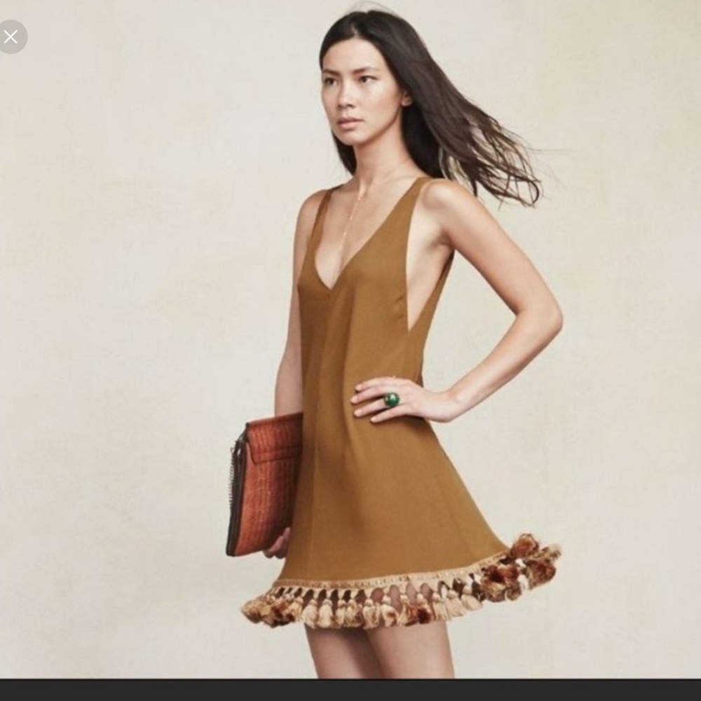 NWT REFORMATION Taurus Dress Sleeveless V Neck Plunge Tassled Toffee XS - Picture 1 of 9